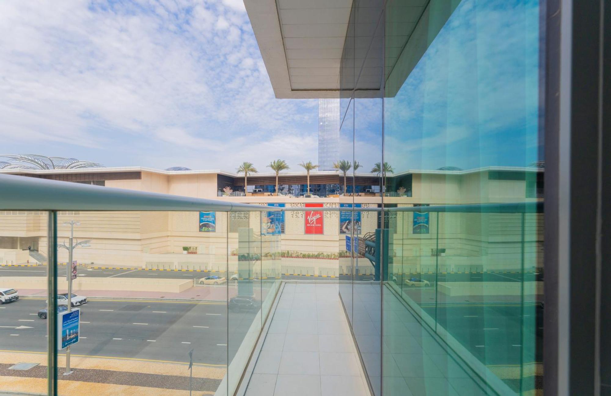 Appartement With Private Access At Palm Jumeirah *