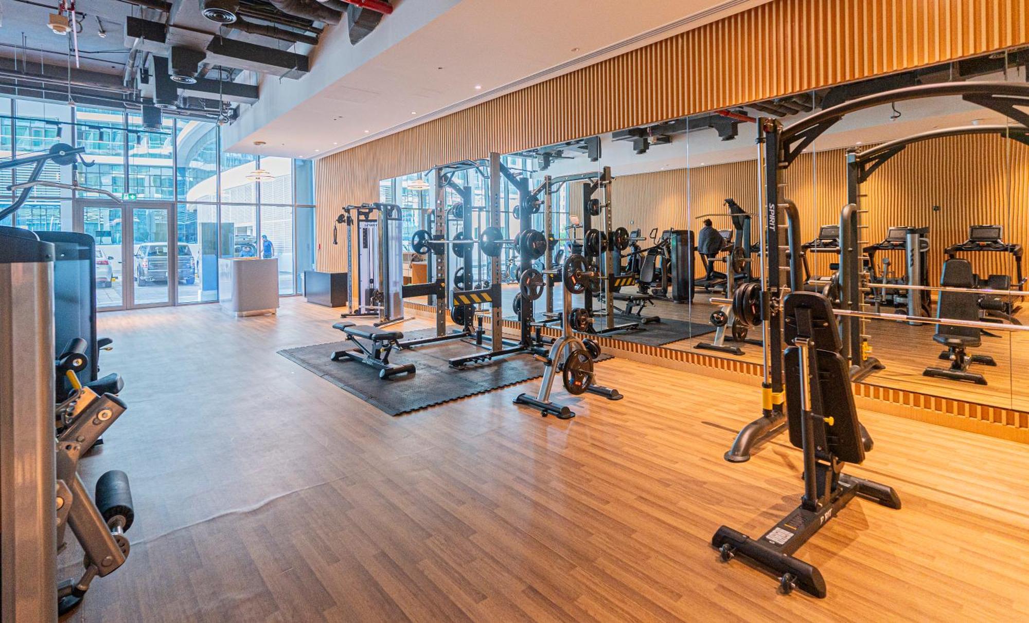 With Private Access At Palm Jumeirah * Dubai